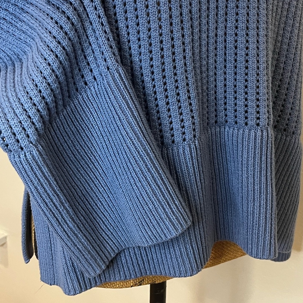 GAP 100% Cotton Relaxed Fit V-Neck Knit Sweater Blue Size Medium - Picture 6 of 11